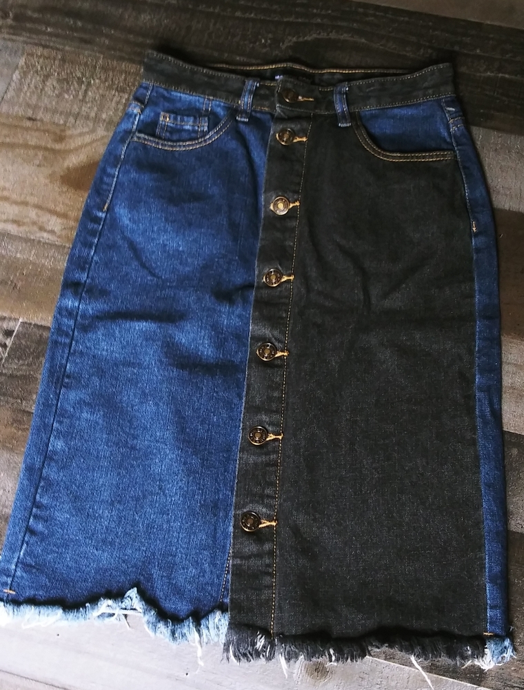 NWOT  Washed Black Jean Denim Skirt US 4 UK 8
